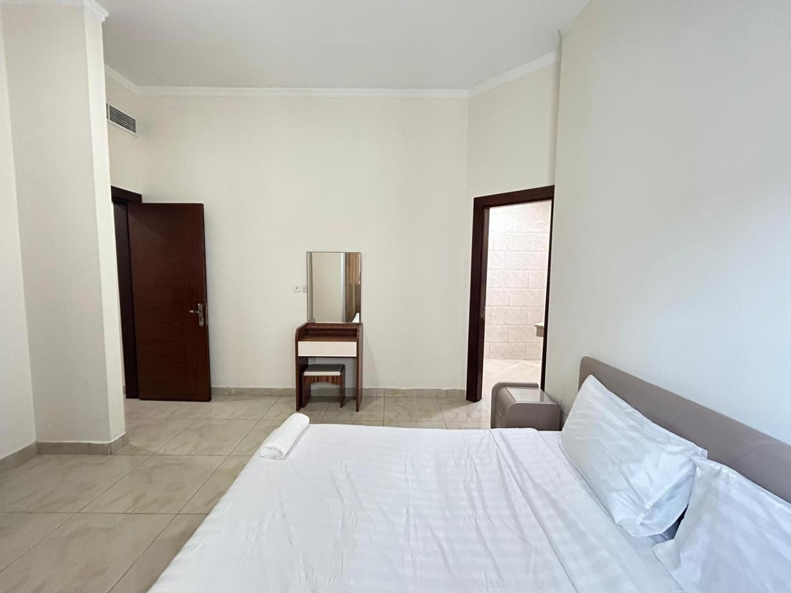 Al Hayat Suites Apartment 마나마 외부 사진