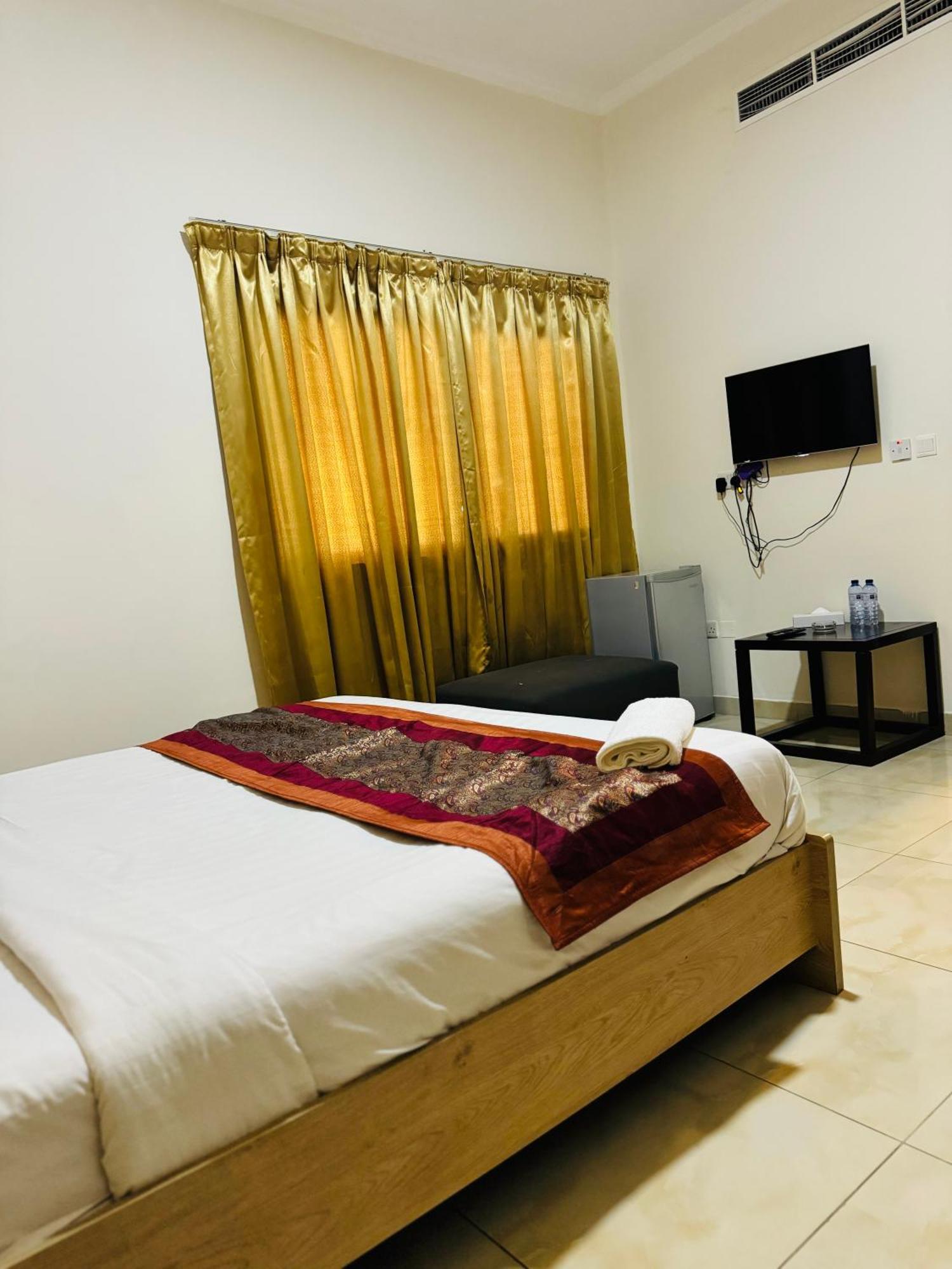 Al Hayat Suites Apartment 마나마 외부 사진