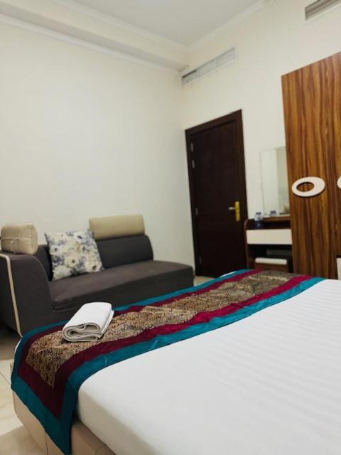 Al Hayat Suites Apartment 마나마 외부 사진